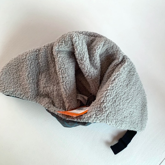 NWT Nike Fleece Trapper Hat - Picture 6 of 12